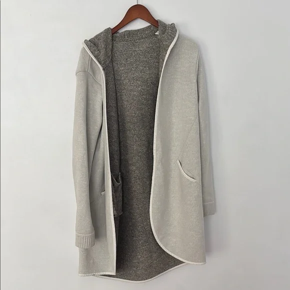 Lululemon Athletica Reversible Gray Hooded Coat - Picture 1 of 2